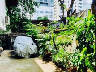For rent and for sale 3 bedrooms house in Watthana, Bangkok