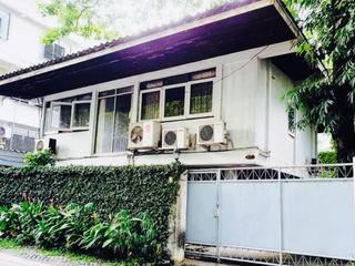 For rent and for sale 3 bedrooms house in Watthana, Bangkok