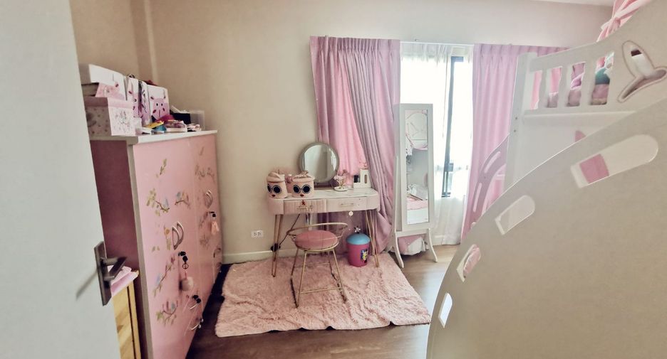 For rent and for sale 5 bedrooms house in Bang Khen, Bangkok