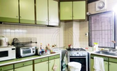 Condo en venta de 3 habitaciones en Khlong Toei, Bangkok