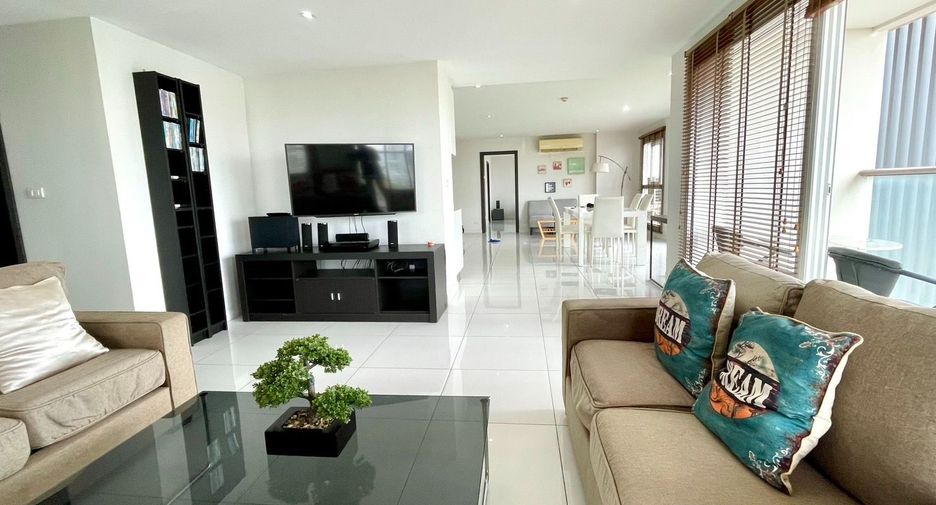 For sale 3 bedrooms condo in Bang Lamung, Chonburi