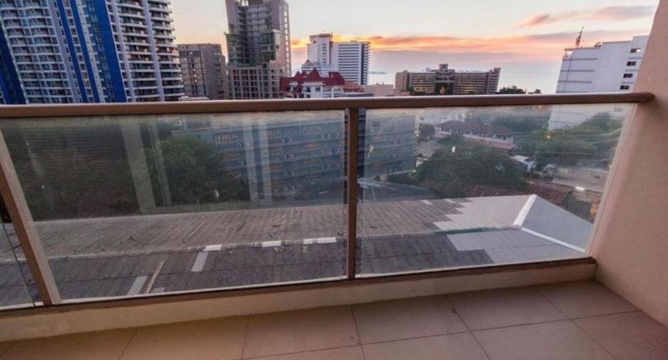For sale 3 bedrooms condo in Bang Lamung, Chonburi