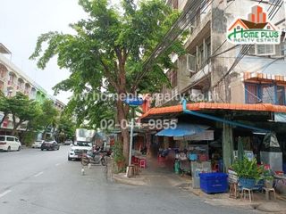 For sale 4 Beds retail Space in Bang Kho Laem, Bangkok