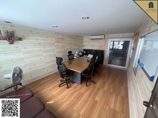 For sale 3 bed office in Watthana, Bangkok