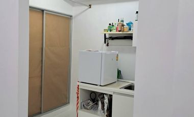 For sale 1 Beds condo in Wang Thonglang, Bangkok
