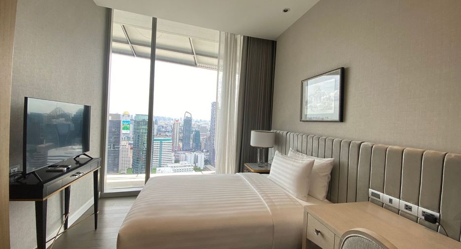 For rent 2 bedrooms serviced apartment in Pathum Wan, Bangkok