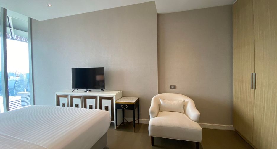 For rent 2 bedrooms serviced apartment in Pathum Wan, Bangkok