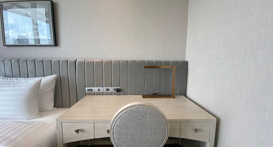 For rent 2 bedrooms serviced apartment in Pathum Wan, Bangkok