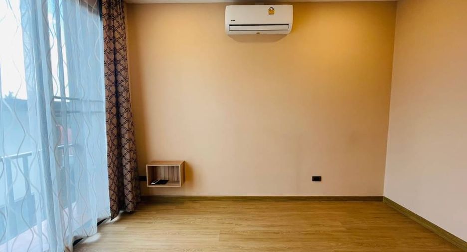 For sale 2 bedrooms townhouse in Mae Rim, Chiang Mai