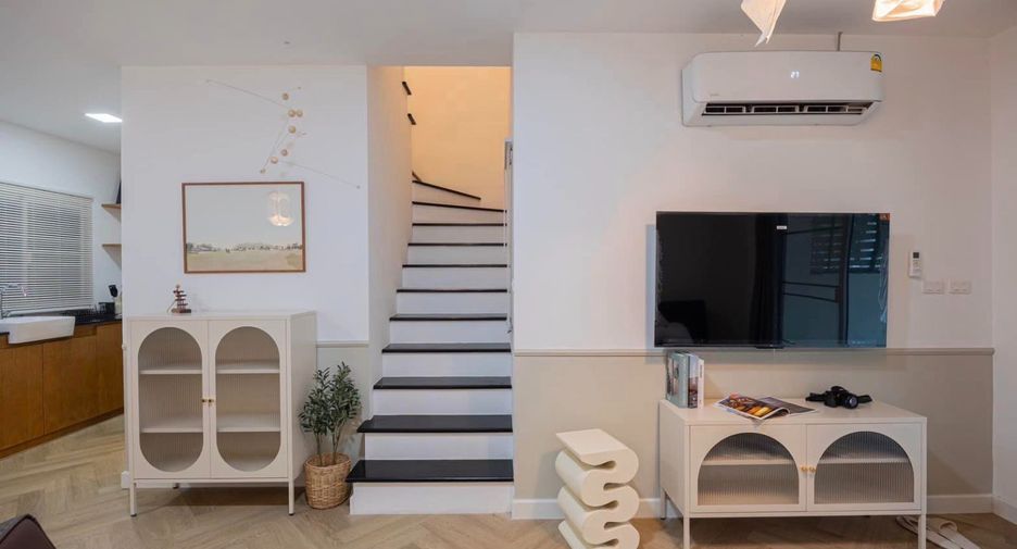For rent 3 ベッドルーム townhouse in Mueang Chiang Mai, Chiang Mai