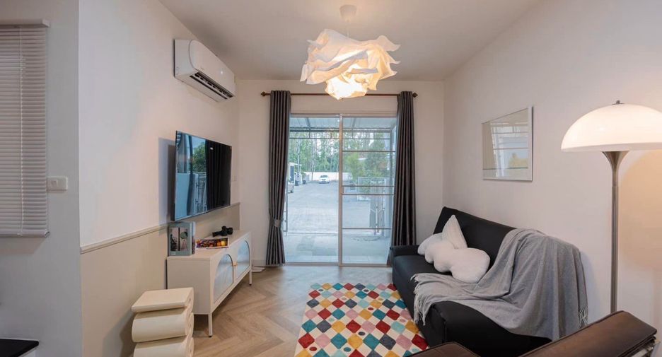 For rent 3 ベッドルーム townhouse in Mueang Chiang Mai, Chiang Mai