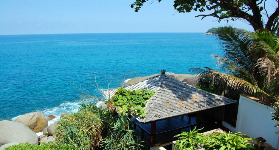 For sale 4 bedrooms villa in Mueang Phuket, Phuket
