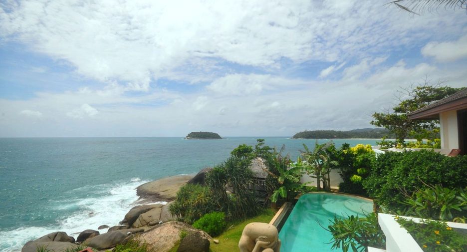 For sale 4 bedrooms villa in Mueang Phuket, Phuket