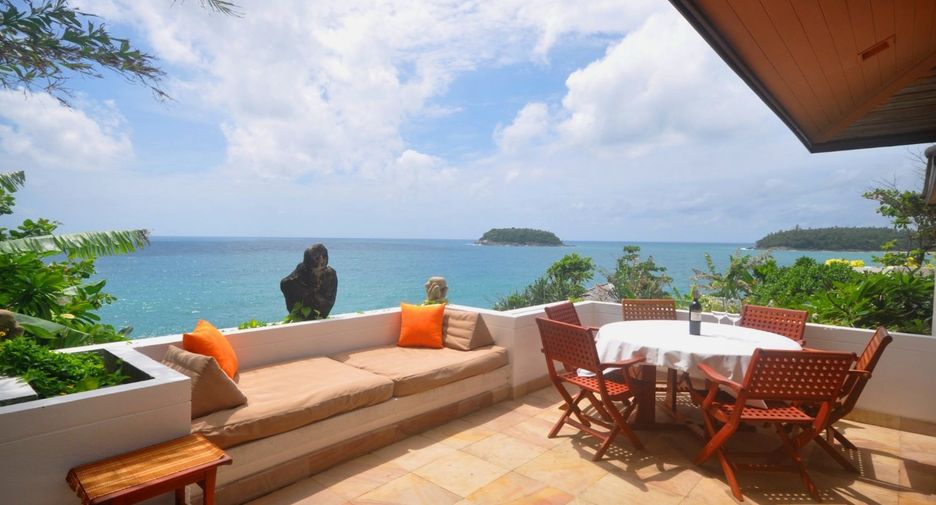 For sale 4 bedrooms villa in Mueang Phuket, Phuket