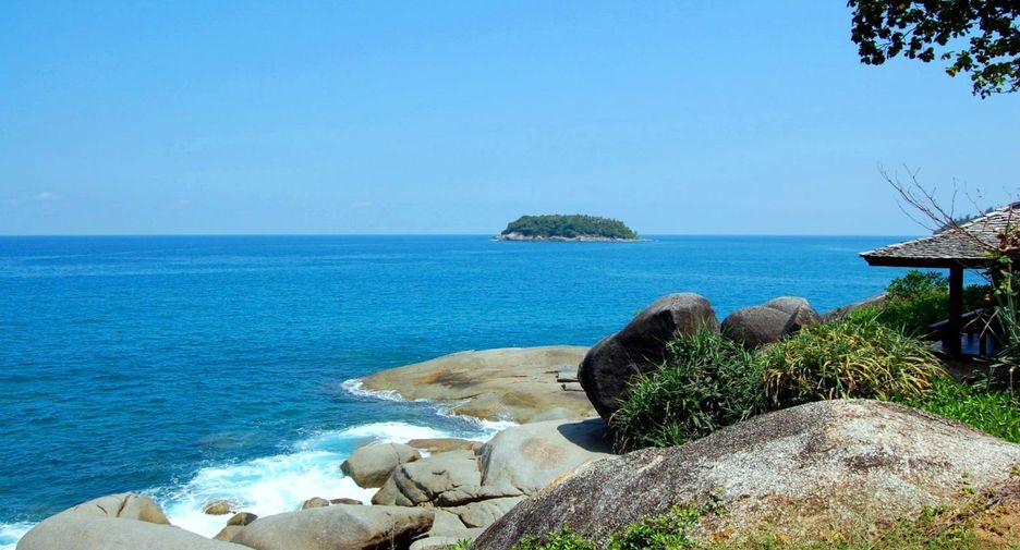 For sale 4 bedrooms villa in Mueang Phuket, Phuket