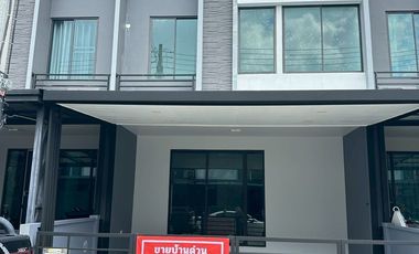 Продажа 3 спальни дом в Bang Bua Thong, Нонтабури