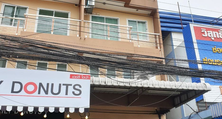 For sale 3 Beds retail Space in Mueang Ratchaburi, Ratchaburi