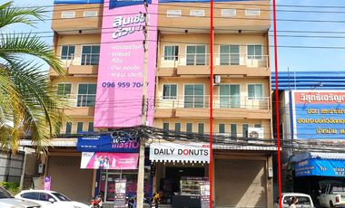 For sale 3 bed retail Space in Mueang Ratchaburi, Ratchaburi