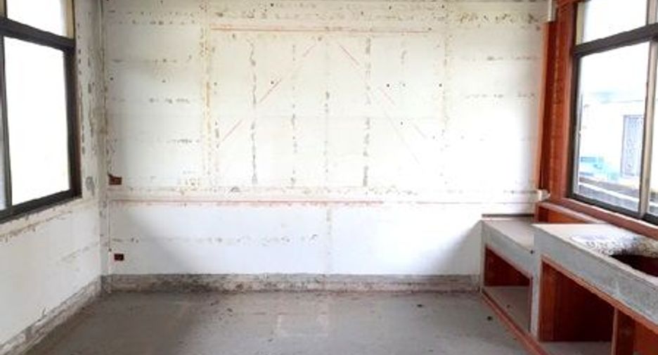 For sale warehouse in Mueang Chiang Rai, Chiang Rai