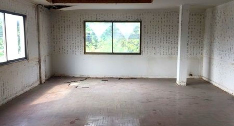 For sale warehouse in Mueang Chiang Rai, Chiang Rai