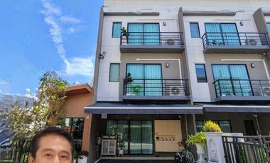 For sale 4 Beds townhouse in Bang Kruai, Nonthaburi