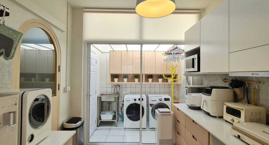 Reihenhaus zum Kauf mit 4 Zimmer in Bang Kruai, Nonthaburi