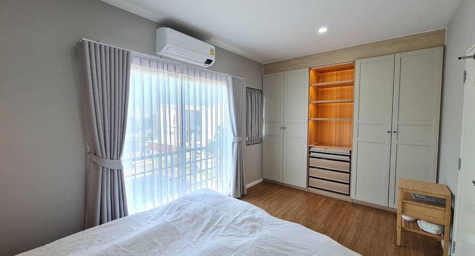 Reihenhaus zum Kauf mit 4 Zimmer in Bang Kruai, Nonthaburi