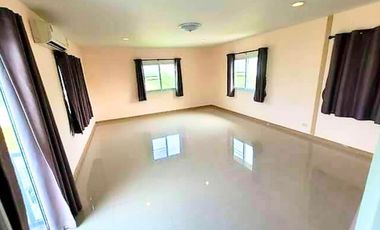 For sale 3 bedrooms house in Mueang Pathum Thani, Pathum Thani