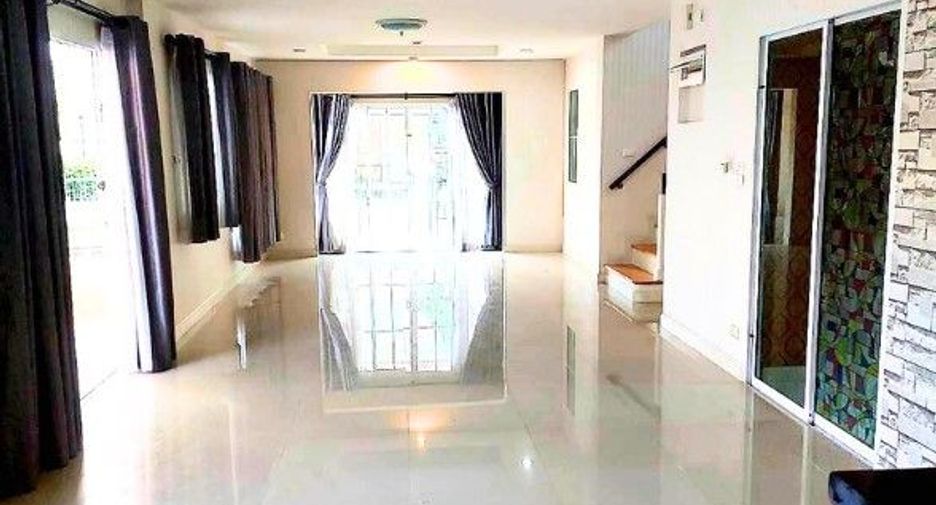 ขาย 3 ห้องนอน บ้านเดี่ยว ใน เมืองปทุมธานี, ปทุมธานี