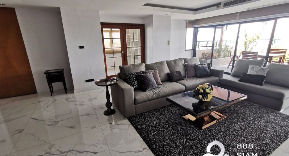 Condo en alquiler de 3 habitaciones en Watthana, Bangkok