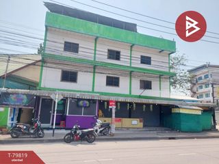 For sale 4 Beds retail Space in Mueang Samut Prakan, Samut Prakan