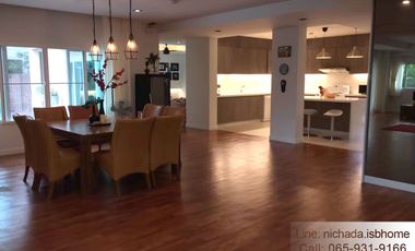 Casa en venta y en alquiler de 5 habitaciones en Pak Kret, Nonthaburi
