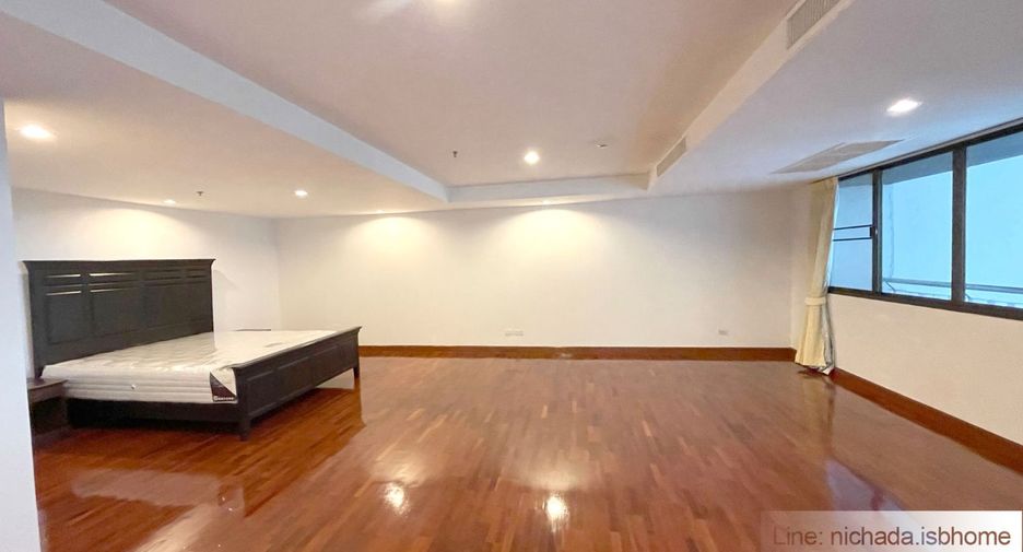 Wohnung zur Miete mit 4 Zimmer in Pak Kret, Nonthaburi