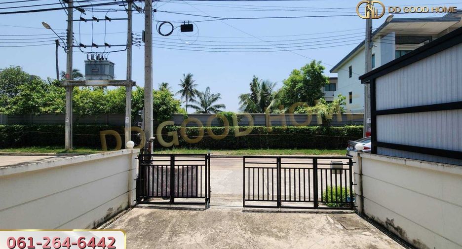 出售 3 卧室 联排别墅 在 Bang Bua Thong, Nonthaburi