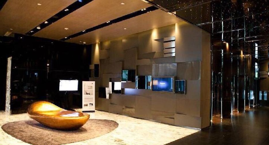 For rent and for sale 1 bed condo in Watthana, Bangkok