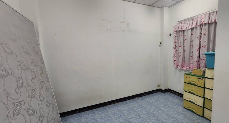 Apartment zum Kauf mit Studio in Mueang Samut Prakan, Samut Prakan