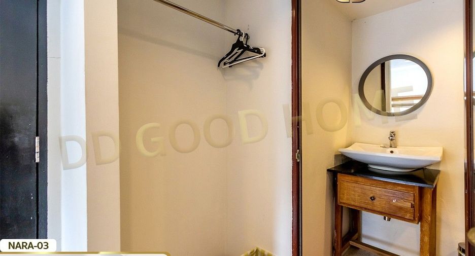 À louer 1 chambre appartement avec services à Watthana, Bangkok