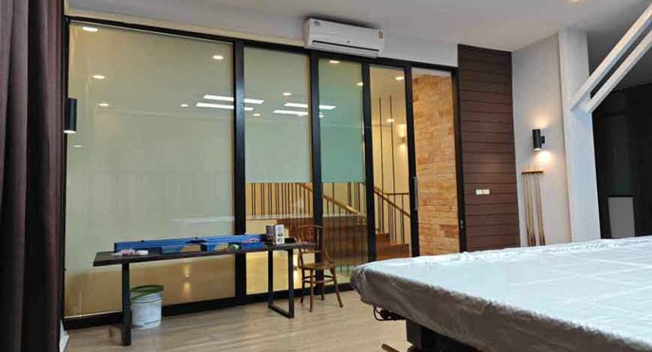 Villa en venta de 4 habitaciones en San Kamphaeng, Chiang Mai