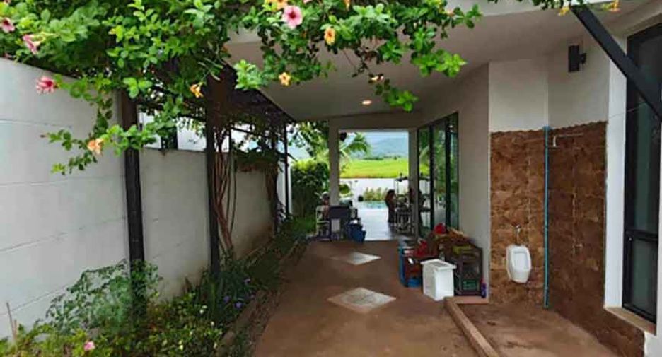 Villa en venta de 4 habitaciones en San Kamphaeng, Chiang Mai
