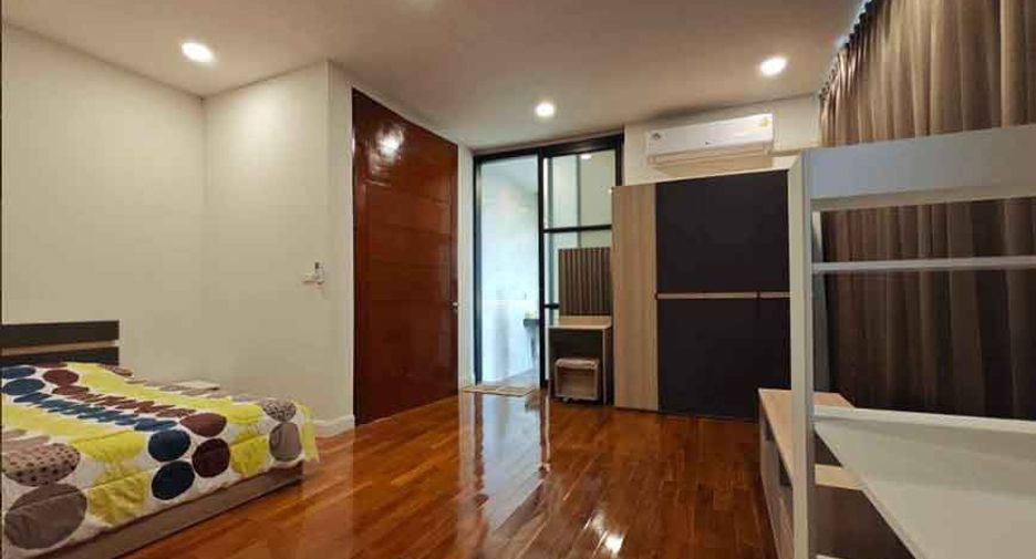 Villa en venta de 4 habitaciones en San Kamphaeng, Chiang Mai
