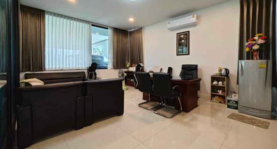 Villa en venta de 4 habitaciones en San Kamphaeng, Chiang Mai