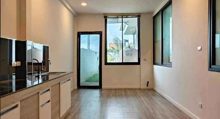 Villa en venta de 4 habitaciones en San Kamphaeng, Chiang Mai