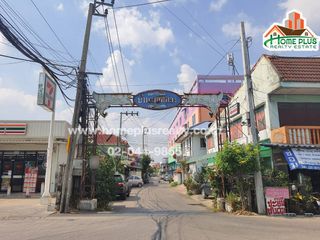For sale 3 ベッドルーム townhouse in Nong Khaem, Bangkok
