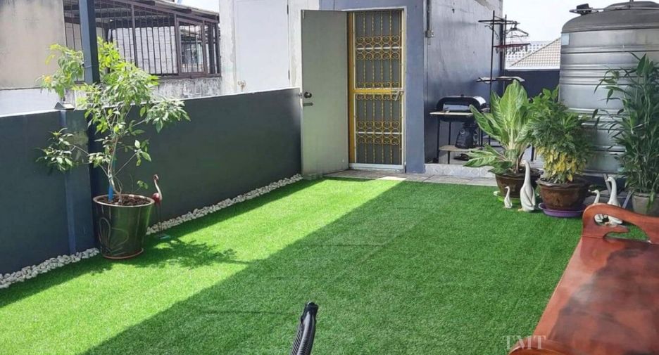 For sale 3 bedrooms house in Chom Thong, Bangkok
