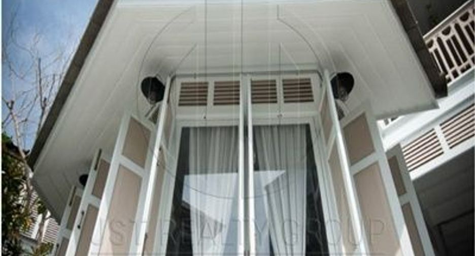 Haus zur Miete mit 2 Zimmer in Bang Rak, Bangkok