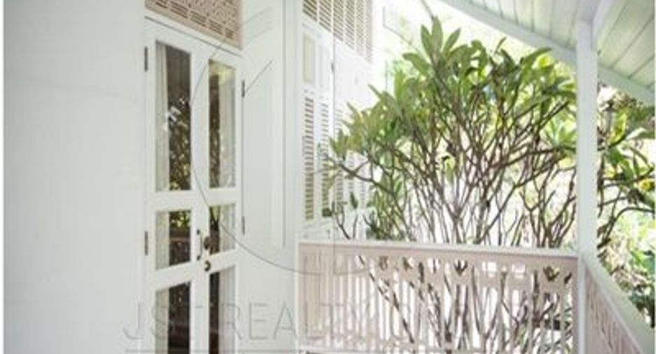 Haus zur Miete mit 2 Zimmer in Bang Rak, Bangkok