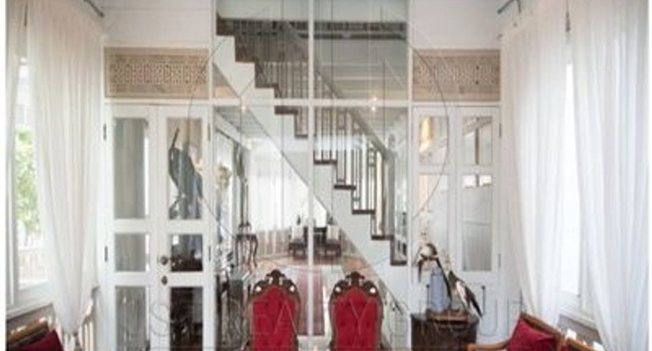 Haus zur Miete mit 2 Zimmer in Bang Rak, Bangkok
