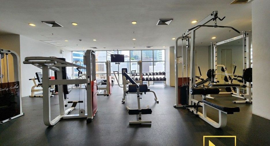 For rent 2 bedrooms condo in Khlong Toei, Bangkok