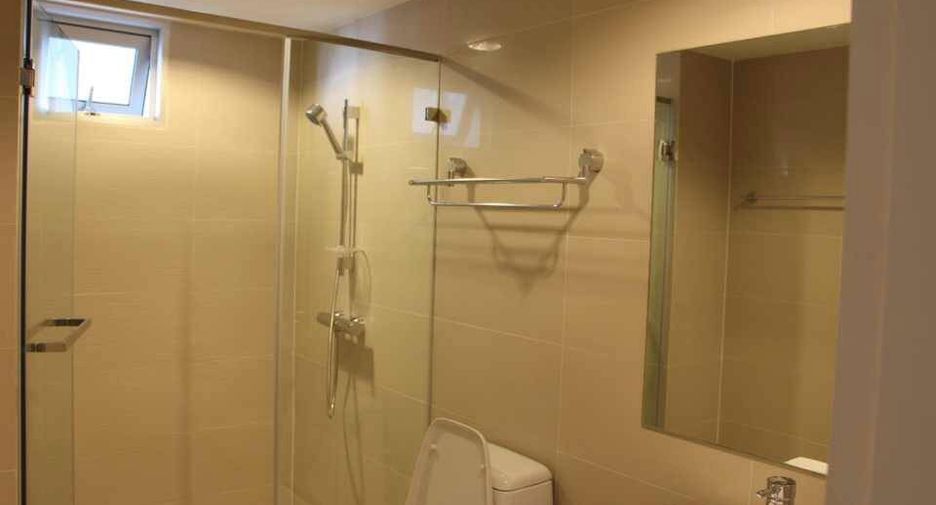 Wohnung zum Kauf mit 2 Zimmer in Huai Khwang, Bangkok
