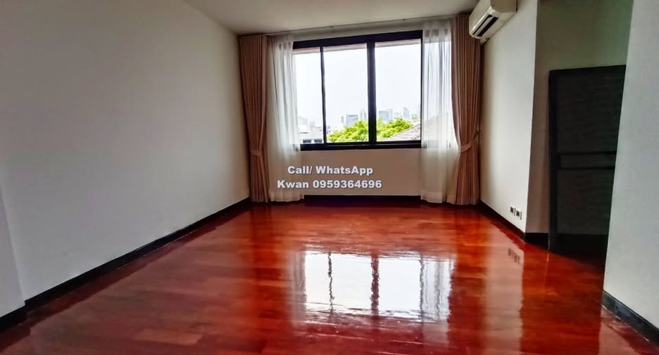 ขาย 4 ห้องนอน ทาวน์เฮ้าส์ ใน วัฒนา, กรุงเทพฯ